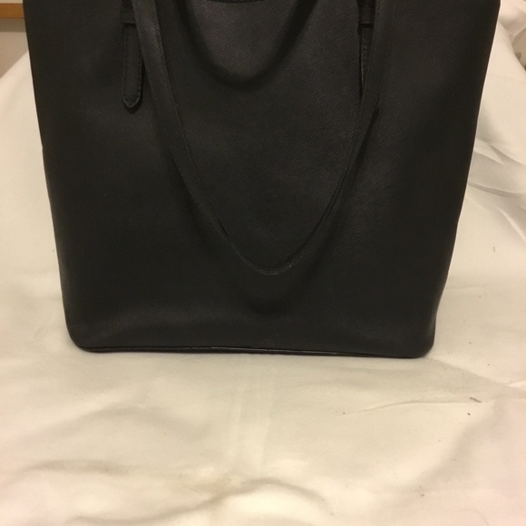 Michael Kors Handbag - Picture 3 of 7